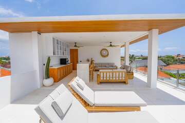 villa dikontrakan Canggu Bali