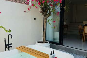 villa dikontrakan Canggu Bali