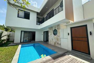 villa dikontrakan Munggu Bali