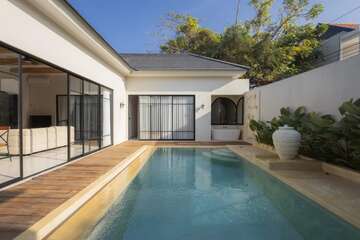villa dikontrakan Sanur Bali