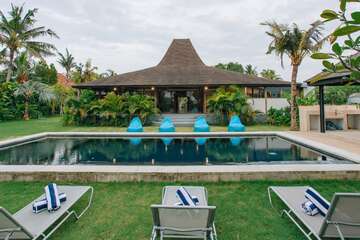 freehold villa for sale Nyanyi Bali