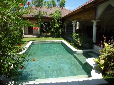 photo: Villa petitenget 3 for sale (lease) in Petitenget, Bali