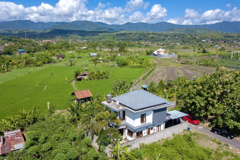photo: Ami Home for sale in Seririt, Bali